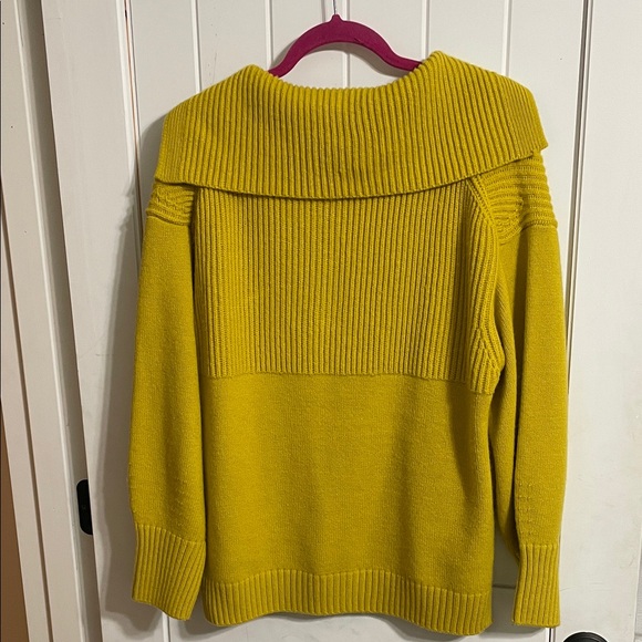 Yellow Wool V-Neck Women's Sweater - Picture 2 of 2